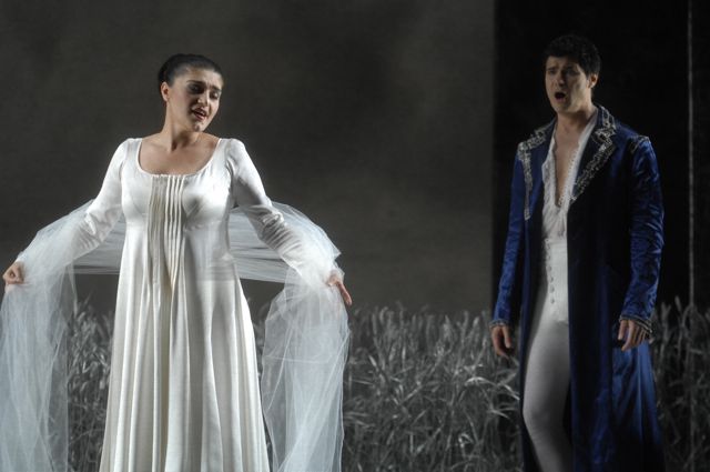Anna Kasyan and Franco Pomponi in Don Giovanni/Opéra de Montpellier, April 2008/© Marc Ginot
